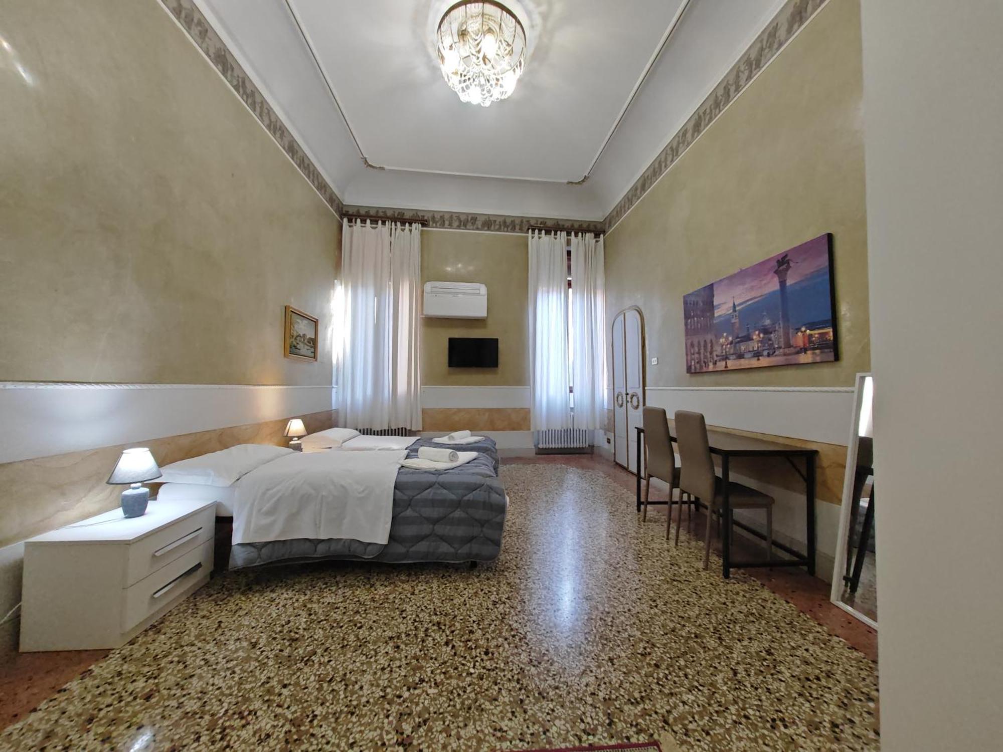 Venice Tourist House Exterior foto